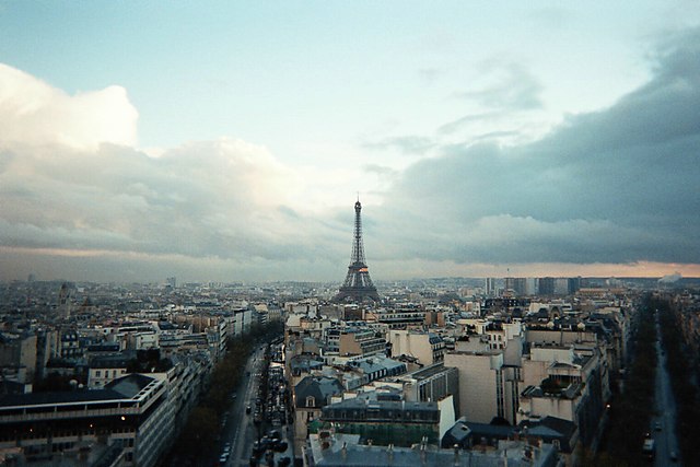 Eifel tower in the distance